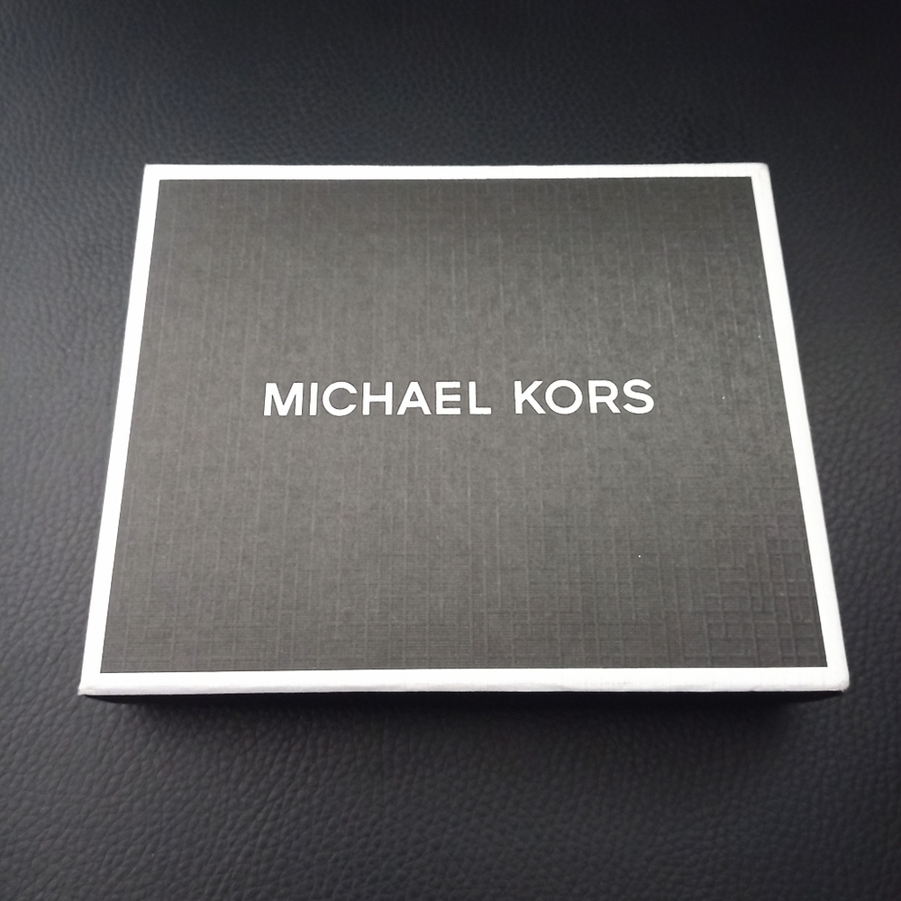 Michael Kors Designer Box